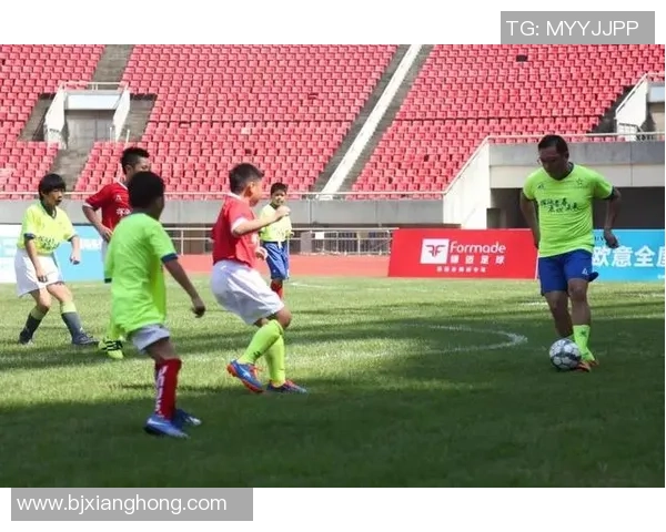 成都足球队个人能力提升引发热议助力球队崛起与发展